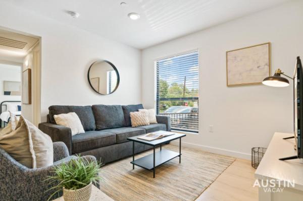 Prime Atx Location Steps To Coffee, Eats And More Austin Exterior foto